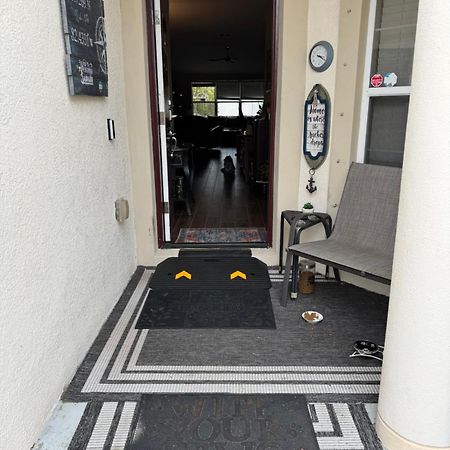 Ruskin Fl Private 2 Bdrm 1 Bath Suite Common Areas Shared With Host And Cat المظهر الخارجي الصورة