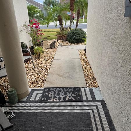 Ruskin Fl Private 2 Bdrm 1 Bath Suite Common Areas Shared With Host And Cat المظهر الخارجي الصورة