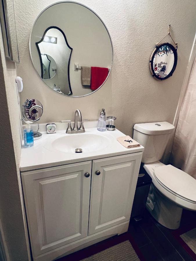 Ruskin Fl Private 2 Bdrm 1 Bath Suite Common Areas Shared With Host And Cat المظهر الخارجي الصورة